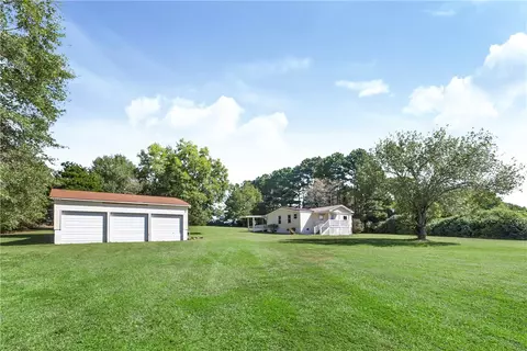 316 Hamby Rd, Starr, SC 29684 photo 4