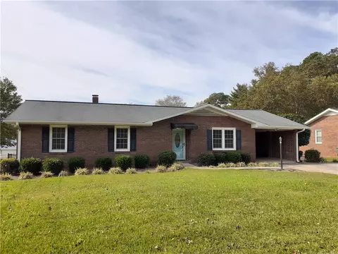 12 Carlisle Dr, Honea Path, SC 29654 photo 1