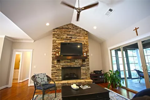 329 High Hampton Rd, Salem, SC 29676 photo 10