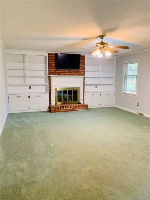 209 Lola Ln, Honea Path, SC 29654 photo 3