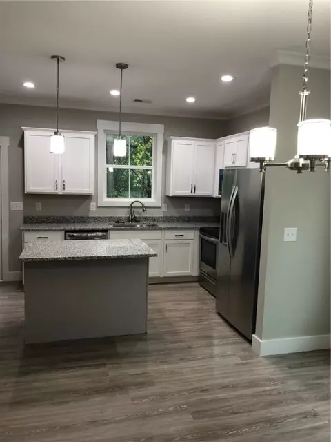 107 Crown Ct, Williamston, SC 29697 photo 2