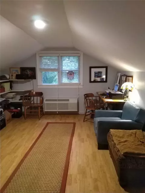 336 S Broad St, Pendleton, SC 29670 photo 19