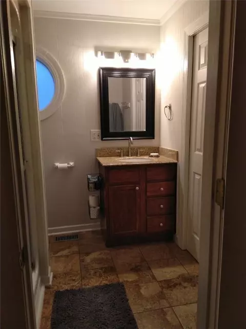 336 S Broad St, Pendleton, SC 29670 photo 16