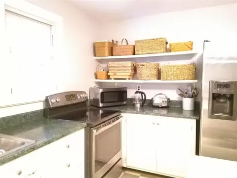 336 S Broad St, Pendleton, SC 29670 photo 6
