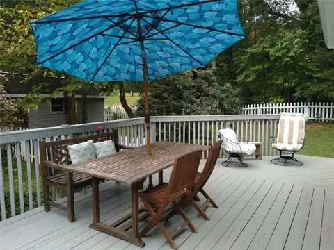 336 S Broad St, Pendleton, SC 29670 photo 3