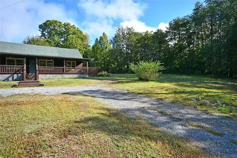 391 Raines Rd, Easley, SC 29640 photo 2