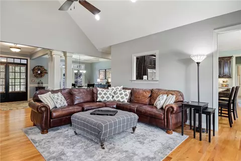 107 Coppermine Dr, Easley, SC 29642 photo 16