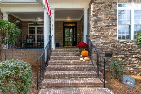 107 Coppermine Dr, Easley, SC 29642 photo 2