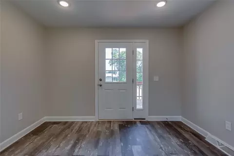 102 Pine Forest Ct, Easley, SC 29640 photo 7