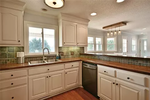 636 Mountain View Rd, Williamston, SC 29697 photo 11