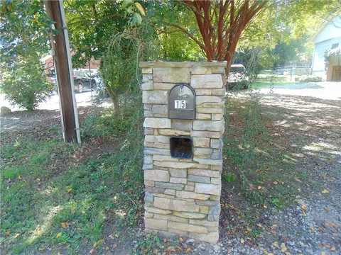 15 Duke St, Pendleton, SC 29670 photo 42