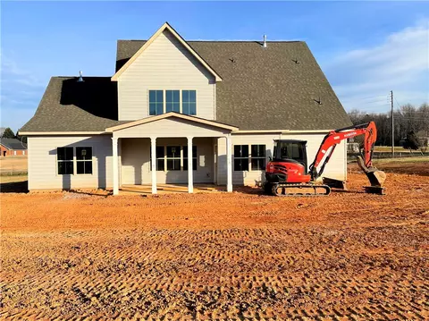 1115 Cherokee Rd, Pelzer, SC 29669 photo 19