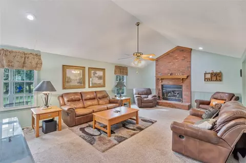 647 Hester Store Rd, Easley, SC 29640 photo 5