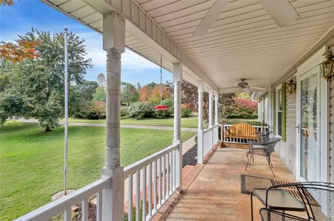 647 Hester Store Rd, Easley, SC 29640 photo 3