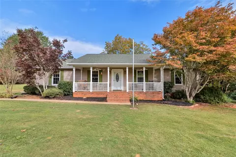 647 Hester Store Rd, Easley, SC 29640 photo 1