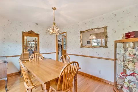 647 Hester Store Rd, Easley, SC 29640 photo 11