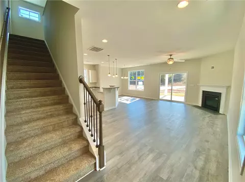 306 Phillips Dr, Pendleton, SC 29670 photo 4