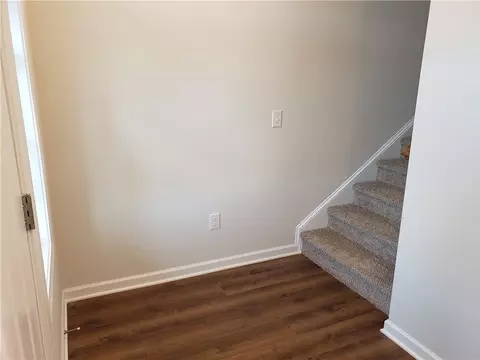 308 Phillips Dr, Pendleton, SC 29670 photo 3