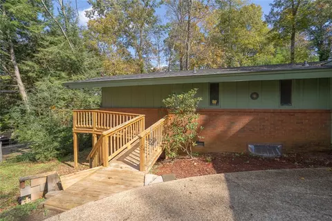 103 Robinall Dr, Easley, SC 29642 photo 2