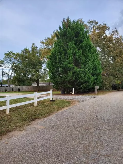 122 Bellview Cir, West Pelzer, SC 29669 photo 3