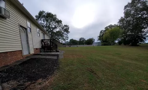 122 Bellview Cir, West Pelzer, SC 29669 photo 4