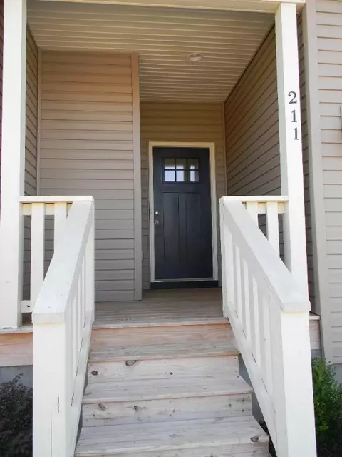 211 Crooked Cedar Way, Pendleton, SC 29670 photo 2