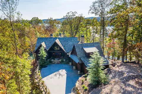 225 Deep Cove Pt, Sunset, SC 29685 photo 1