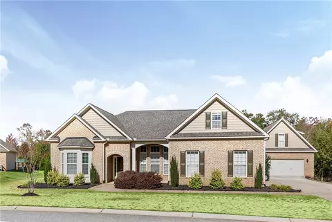 1015 Hillcrest Ct, Anderson, SC 29621 photo 2