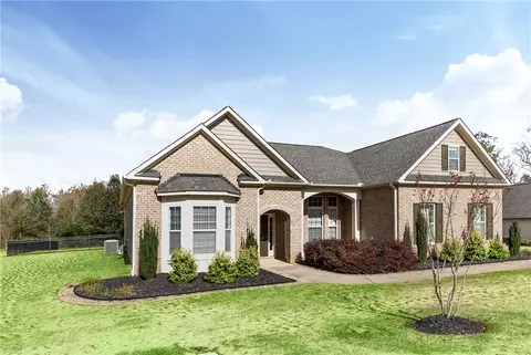 1015 Hillcrest Ct, Anderson, SC 29621 photo 3