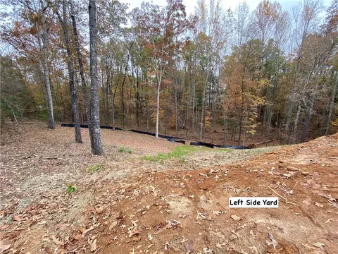 107 Bartram Trl, Central, SC 29630 photo 3