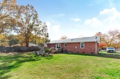 437 S Elm St, Pendleton, SC 29670 photo 30