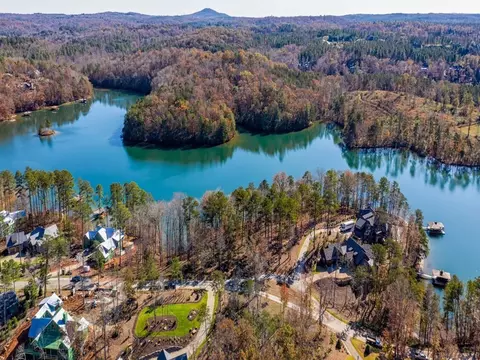 403 Peninsula Rdg, Sunset, SC 29685 photo 9
