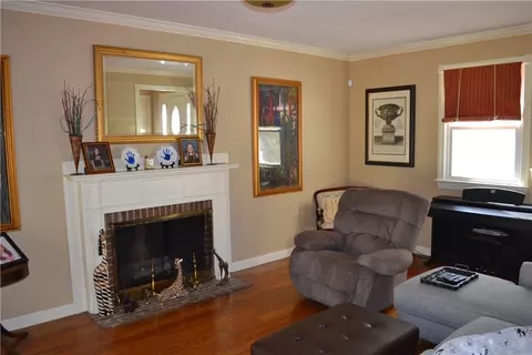 103 Lakeview Dr, Williamston, SC 29697 photo 4