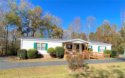171 Willow Ln, Walhalla, SC 29691 photo 1