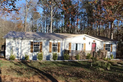 265 Lecroy Rd, Walhalla, SC 29691 photo 2