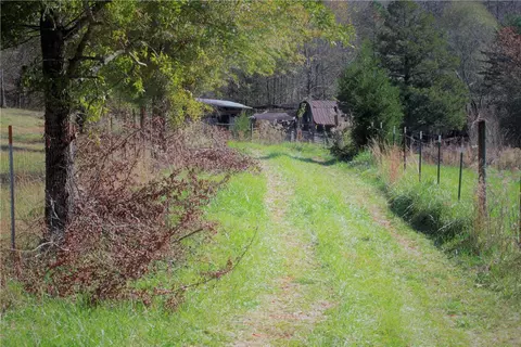 166 E Preston Mcdaniel Rd, Pickens, SC 29671 photo 1