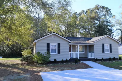 8 Pruitt St, Honea Path, SC 29654 photo 1