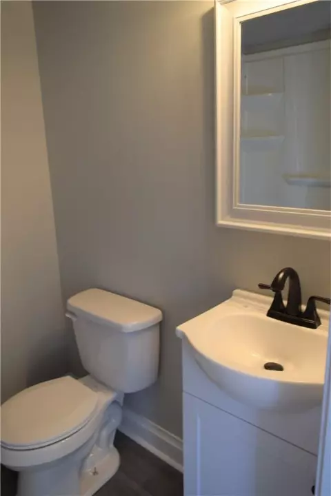 8 Pruitt St, Honea Path, SC 29654 photo 7