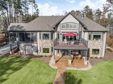 517 Pointe West Dr, Seneca, SC 29672 photo 3