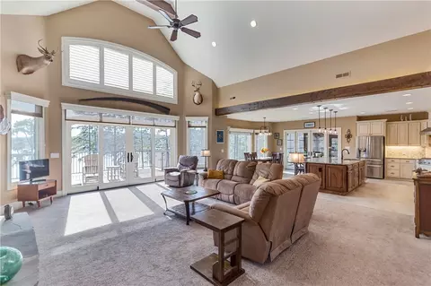 517 Pointe West Dr, Seneca, SC 29672 photo 8