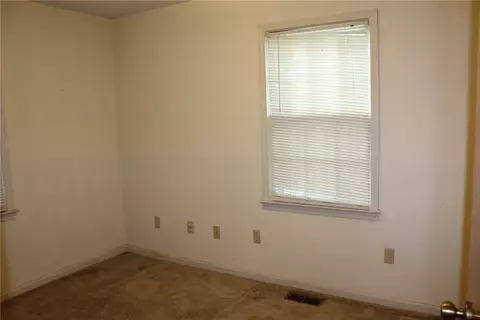 102 Capell Dr, Pelzer, SC 29669 photo 6