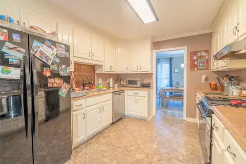 236 Pine Knoll Dr, Easley, SC 29642 photo 9