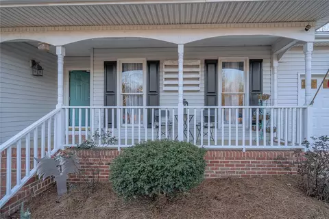 236 Pine Knoll Dr, Easley, SC 29642 photo 3