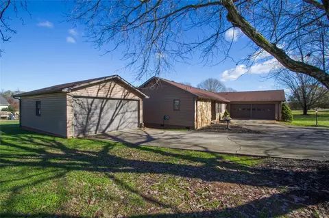 1601 Moorehead Pl, Pendleton, SC 29670 photo 3