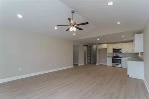 512 Linking Rd, Seneca, SC 29672 photo 4