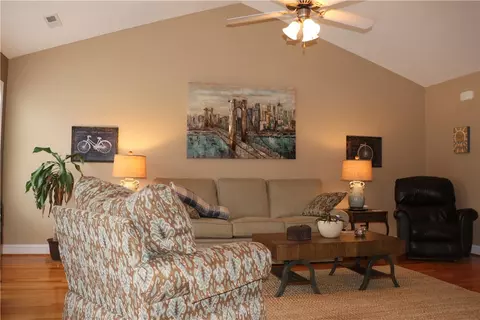 100 Windham Dr, Anderson, SC 29621 photo 8