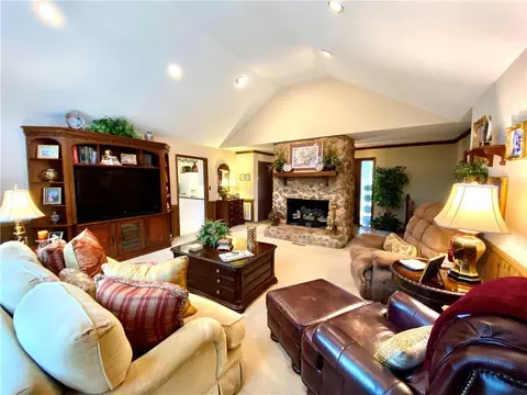 600 Westminster Dr, Pendleton, SC 29670 photo 2