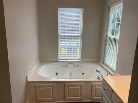 127 Arbors Ct, Central, SC 29630 photo 17