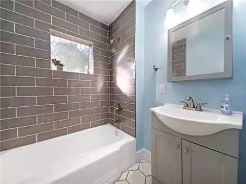 806 E Main St, Easley, SC 29640 photo 28