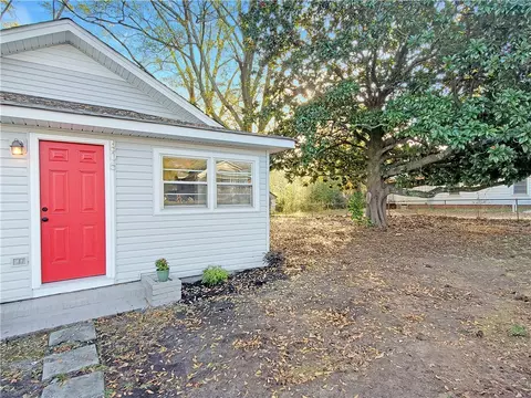 806 E Main St, Easley, SC 29640 photo 42